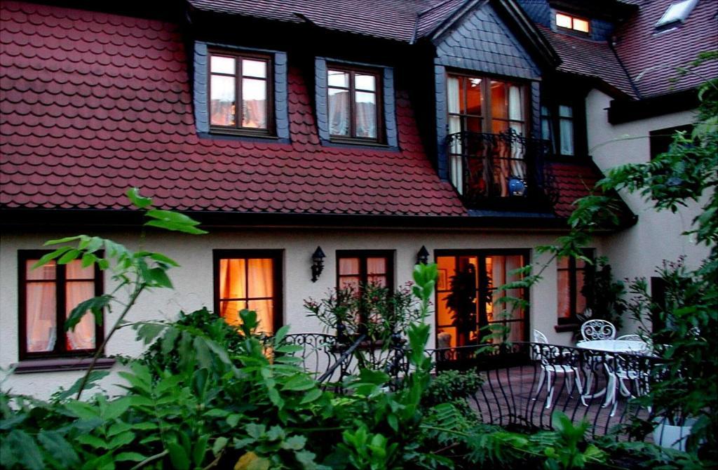 Hotel Krone Laudenbach  Rom bilde